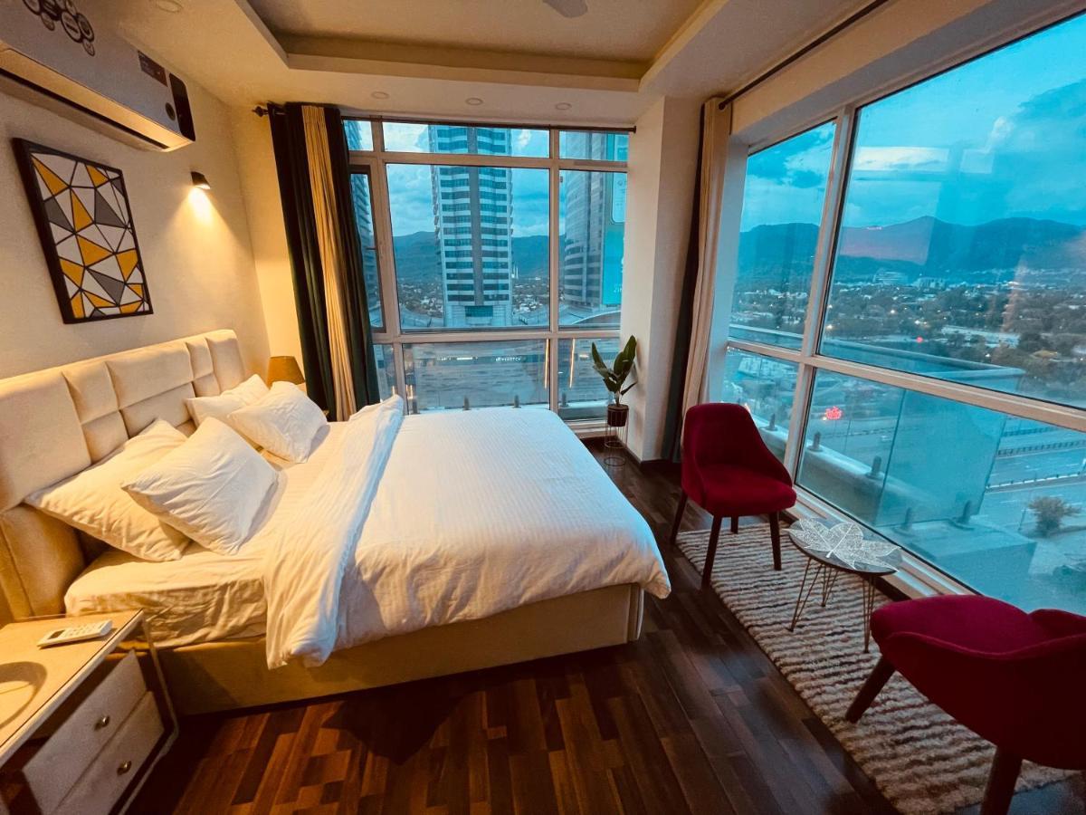High Rise Presidential Suite In Elysium Opp Centaurus Islámábád Exteriér fotografie